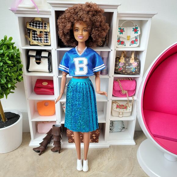 New AA Dressed Doll in Barbie Outfit Blue B Top Irridesecent Skirt White Shoes - Picture 8 of 16